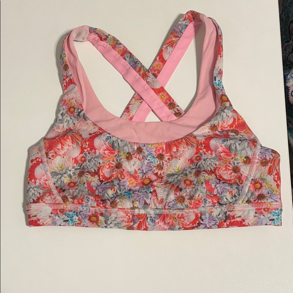 44-lululemon sport bra 🔴